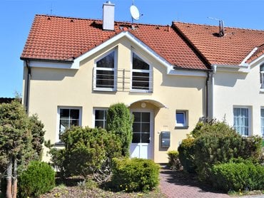 Krásný rodinný dům, podl. plocha 110m², zahrada, garáž - Hluboká nad Vltavou